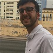 Doy clases de guitarra, solfeo y lenguaje musical, todo lo necesario para tocar la guitarra de manera independiente