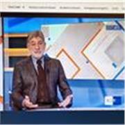 Pensionato giornalista offre la sua conoscenza