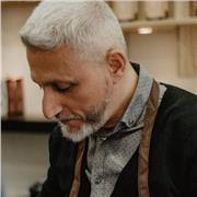 Años de experiencia en elaboración de cafes (incluido de especialidad) gestion de cafeterias, controlo de calidad y consumo