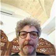 Diplomato offre lezioni di chitarra classica per chi vuole avvicinarsi o approfondire questo meraviglioso strumento