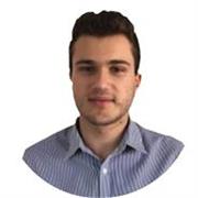 Laureato con lode in Finance, e attualmente investment banker, offre ripetizioni di finanza, ed economia