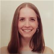 Profesora, titulada en Nutrición humana y dietética, imparte clases de forma online de refuerzo en materias de salud