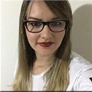 Professora para iniciantes de violão