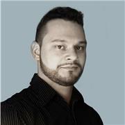 Industrial Designer focused on sketching, visual development and modern creative workflows. Helping others turn ideas into visual.