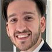 Laureato magistrale in mediazione linguistica, turismo e culture. triennale in lingue e letterature straniere e mediazione linguis