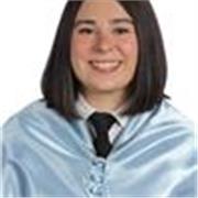 Profesora titulada en Lengua y Literatura Inglesas con experiencia como profesora de academia de todas las edades.