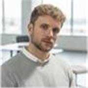 Certified English and Italian teacher for adults