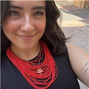 Ortografía, caligrafía, escritura de textos, ensayos literarios… Me adapto a lo que necesite!