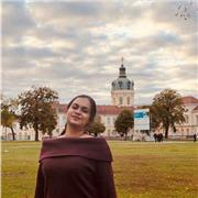 English Teacher with experience, teaching students of all age groups