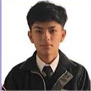 Profesor de inglés imparte clases a todos las edades