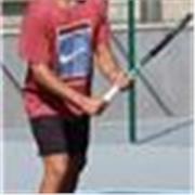 Profesor titulado de tenis para todas las edades y niveles
