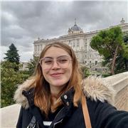 Profesora de oratoria y comunicación verbal y audiovisual con experiencia de 4 años. Me encuentro en El puerto de Santa María.