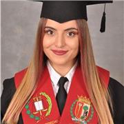 Profesora de asignaturas de Derecho (Laboral, Civil, Internacional, Penal, etc)