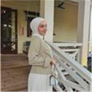 Grammatik erklären, Sätze bilden, Szenarien schreiben und vieles mehr . Der Unterricht wird je nach gewünscht gestaltet