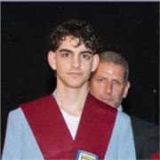 Estudiante de biología en la URJC con nivel B2 en inglés y me adapto según niveles y asignatura desde primaria a bachillerato