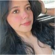 Profesora de inglés básico imparte clases para niños de 5 a 15 años