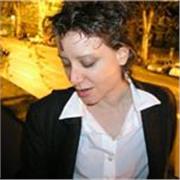 A bilingual native speaker Italian teacher/interpreter