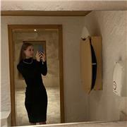 🙋♀️ ich bin derzeit selber Schülerin in der 11 Klasse Gymnasium und unterstütze gerne für Klasse 7-10 im Fach Mathematik