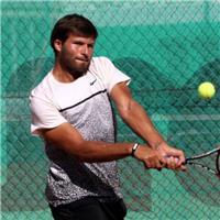 Entrenador de tenis para todos niveles y edades