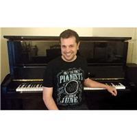 Clases de Piano presenciales ,desplazamientos, Online