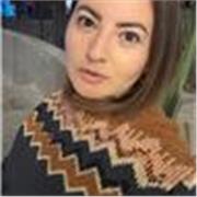 maestro de apoyo para adolescentes en la materia de Ingles