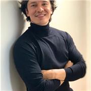 Soy un joven arquitecto, entusiasta, actualmente como freelancer designer, con muchas ganas de compartir mis conocimientos en el area del dibujo técnico