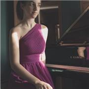 Pianista con grado profesional imparte clases particulares a todos los niveles