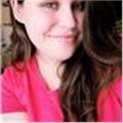Estudiante de Filología Inglesa ofrece clases presenciales y online para primaria, ESO y Bachillerato. También para gente adulta que quiera empezar a aprender el idioma