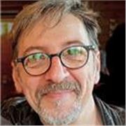 Soutien scolaire, aide aux devoirs élève école primaire