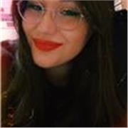 Italienne native, passionnée, patiente et motivante, j’adapte mes cours à vos besoins spécifiques. 