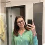 Cours de soutien scolaire à des jeunes étudiants de collège ou de lycée