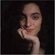 Italian native speaker and tutor gives Italian lessons for all ages