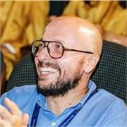 Italiano per adulti, lavoratori e stranieri: lezioni chiare, pratiche e personalizzate.