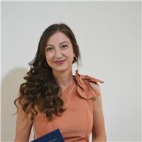 Laureata magistrale in marketing offre ripetizioni e aiuto compiti di italiano, inglese, francese e economia aziendale a parma