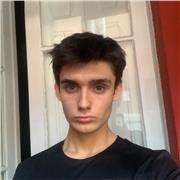 Étudiant en 2e année de chimie à Lyon 1, je donne des cours de maths, physique, chimie et chimie organique, avec méthode claire et
