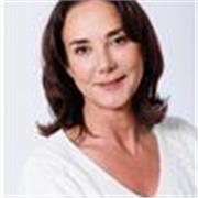 Native English teacher offers fun group childrens lessons ,