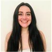 Profesora de geografía, historia de España y economía de la empresa. Graduada en bachiller de ciencias sociales
