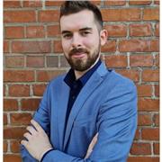 English Teacher based in Hamburg, experienced in teaching adults from A1-C2 level since 2015.