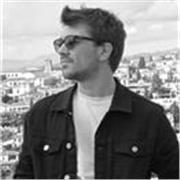 Experto en Marketing Digital con 8 años de experiencia profesional