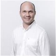 Profesional con experiencia en tecnología, liderazgo y ciberseguridad. Enseñaré a estudiantes y profesionales interesados.
