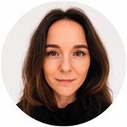 Profesora titulada con la experiencia de 7 años para adultos