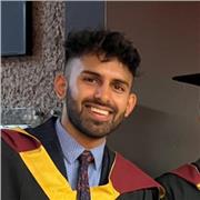 English tutor providing tailored lessons to GCSE students as well as other general study support and advice