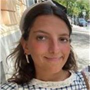 Profesora de biología nivel bajo, medio y alto