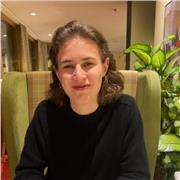 Biologie Masterstudentin, die den