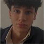 Estudiante de tercer año de Ingeniería de Materiales, con gran interés en impartir clase de mates, física y química en Madrid.

