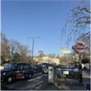 Étudiante en affaires internationales, bachelor en anglais dont une année d’études à Londres.
