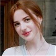 Oferuję profesjonalne korepetycje z języka angielskiego prowadzone przez dyplomowaną tłumaczkę i pedagoga języka angielskiego z do