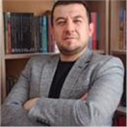 Personalized English and Spanish teacher with a university degree and years of practical teaching experience offers interactive on