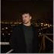 Studente di Chimica e tecnologie farmaceutiche impartisce ripetizioni di biologia e chimica