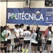 Profesora de Deporte, experimentada en el voleibol. Me defino como divertida, genuina y con ganas de enseñar de la mejor manera.